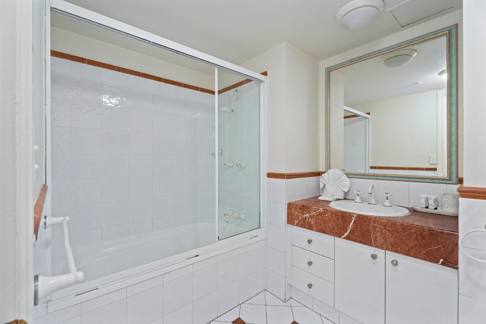The Moroccan - Qstay Apartment